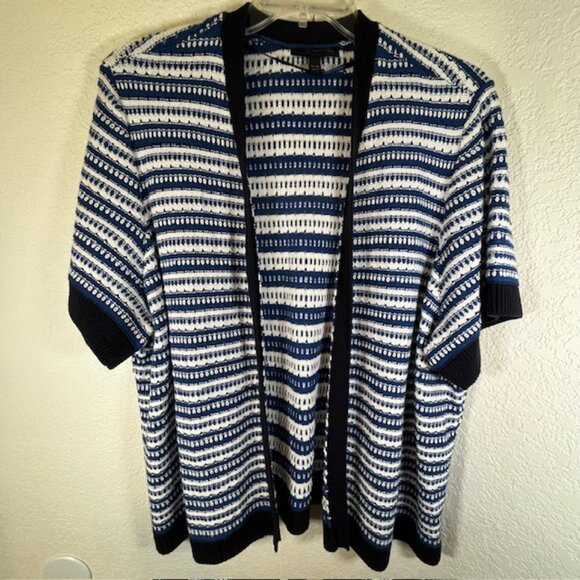 Lane Bryant Plus Size Blue & White Open Weave Short Sleeve Cardigan- Size 26/28 - Picture 5 of 8